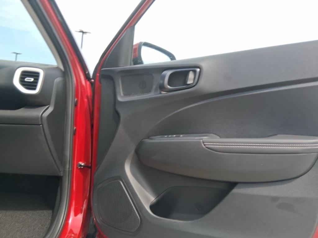 new 2025 Hyundai Venue car, priced at $23,301