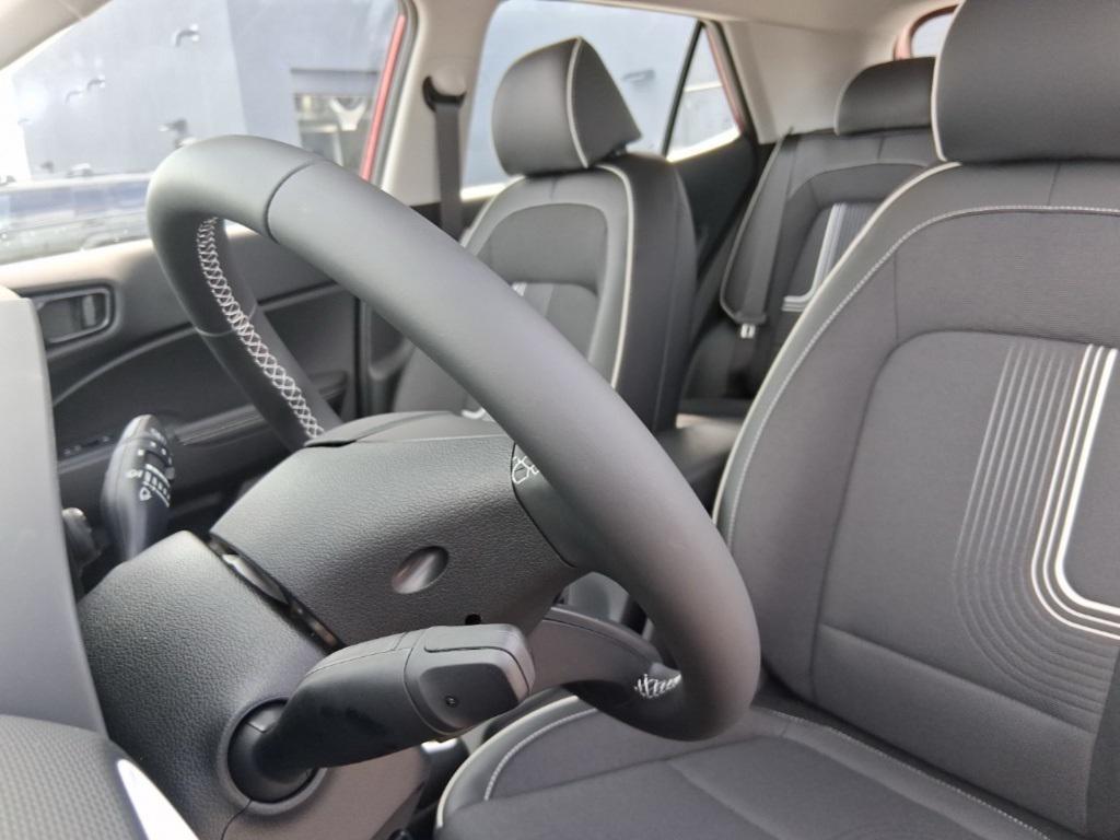new 2025 Hyundai Venue car, priced at $23,301