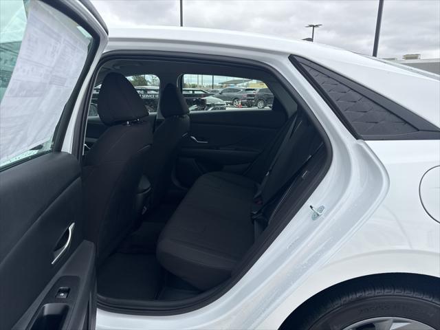 new 2025 Hyundai ELANTRA HEV car, priced at $25,016
