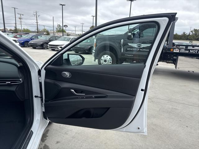 new 2025 Hyundai ELANTRA HEV car, priced at $25,016