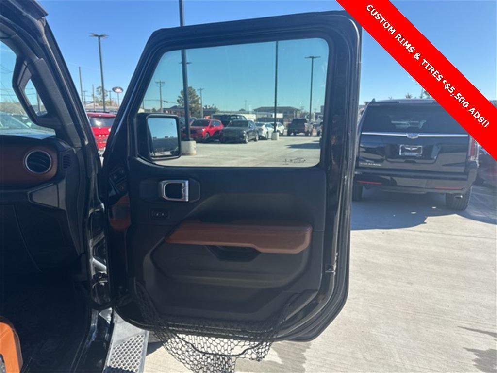 used 2018 Jeep Wrangler Unlimited car, priced at $18,998
