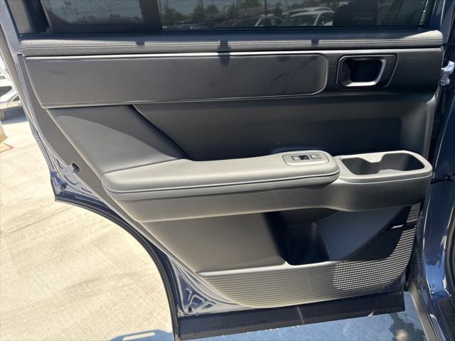 new 2025 Hyundai SANTA FE HEV car, priced at $44,935