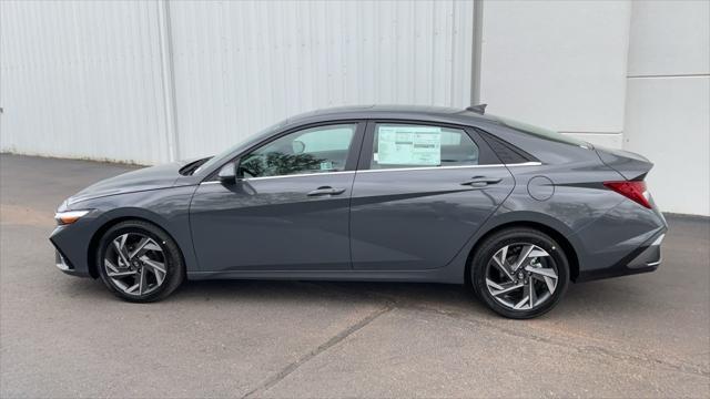 new 2024 Hyundai Elantra car, priced at $23,200