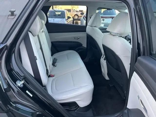 new 2025 Hyundai TUCSON Hybrid car, priced at $35,737