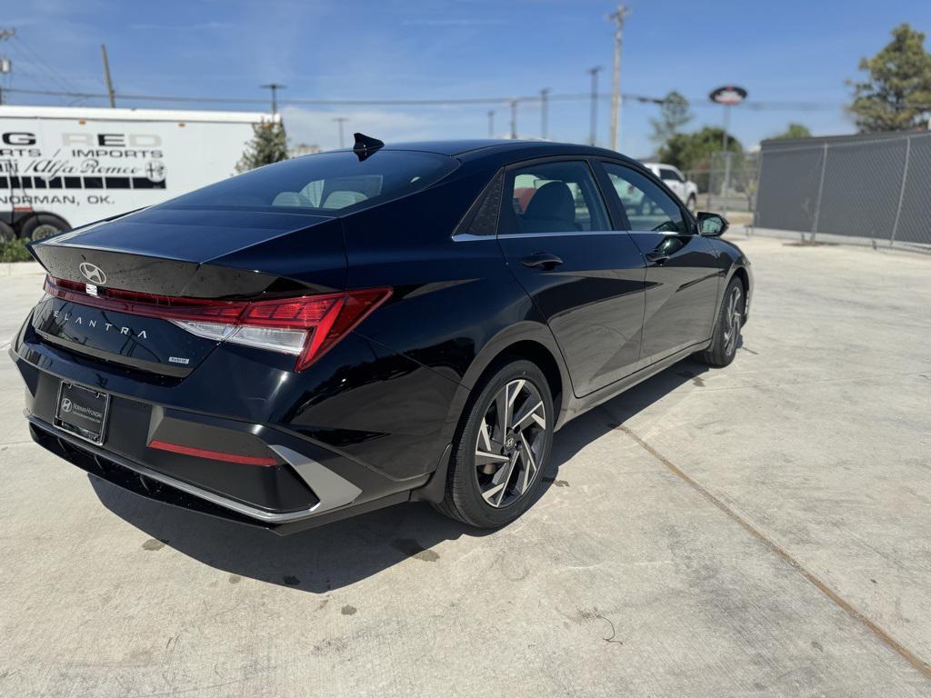 new 2025 Hyundai Elantra car, priced at $27,293