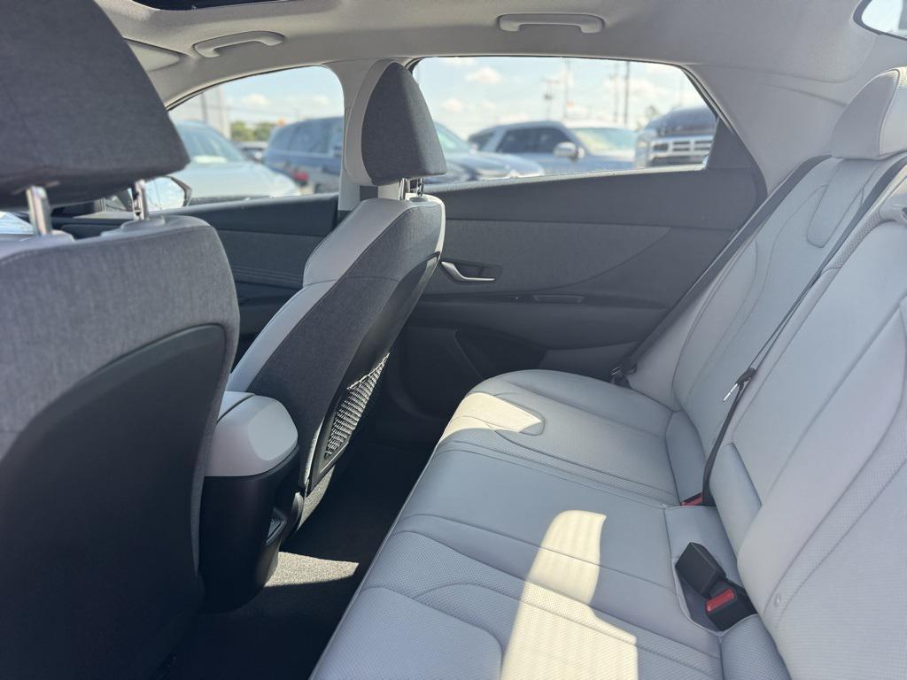 new 2025 Hyundai ELANTRA HEV car, priced at $26,417