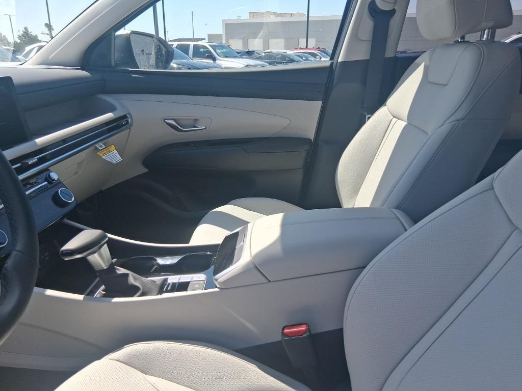 new 2025 Hyundai Tucson car, priced at $32,236