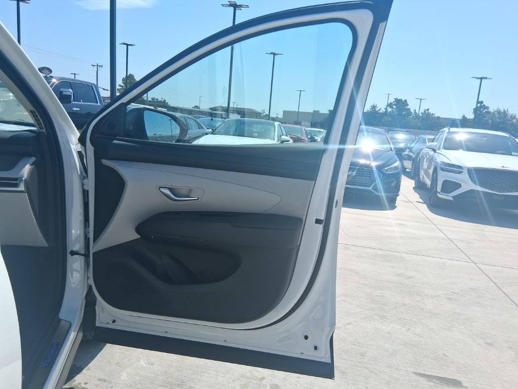 new 2025 Hyundai Tucson car, priced at $32,236