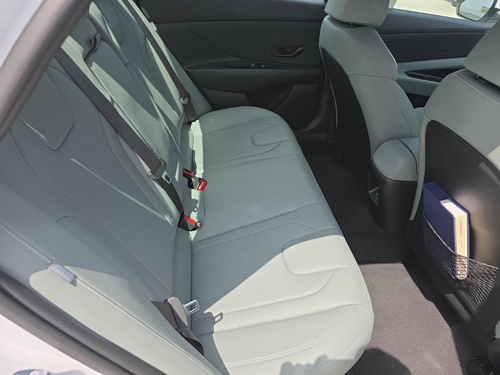 new 2025 Hyundai ELANTRA HEV car, priced at $26,898