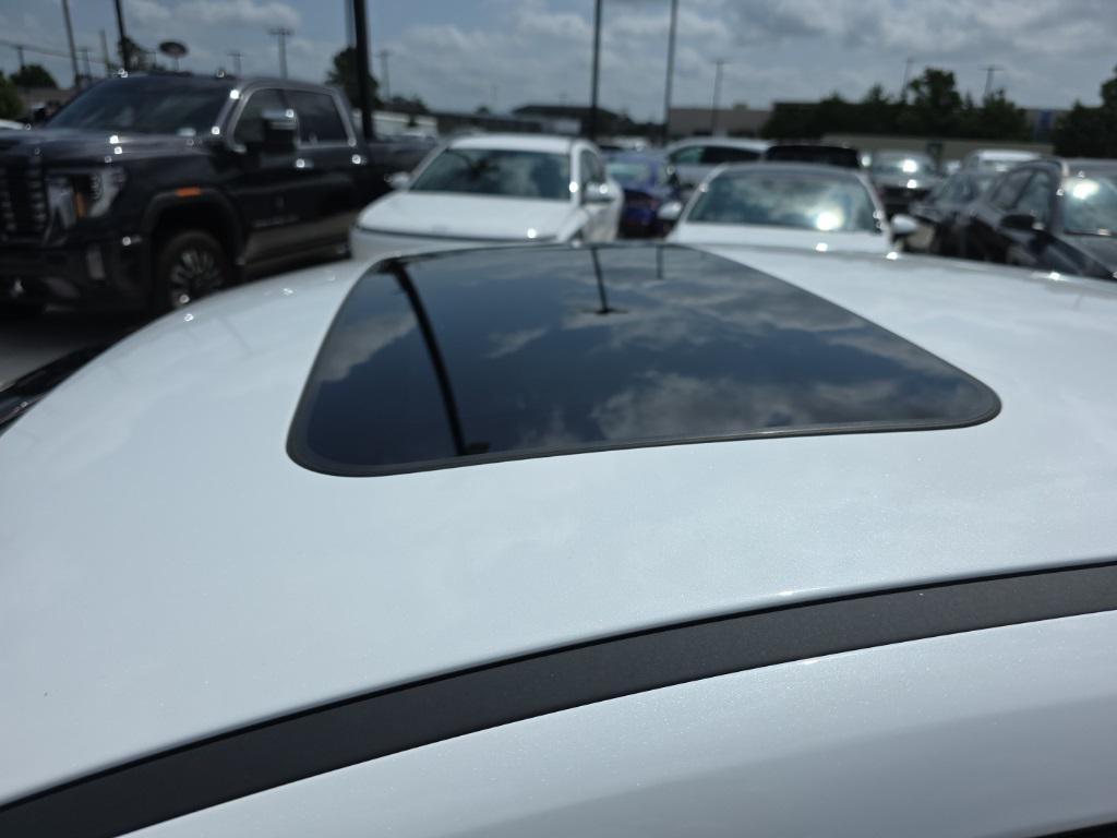 new 2025 Hyundai ELANTRA HEV car, priced at $26,898