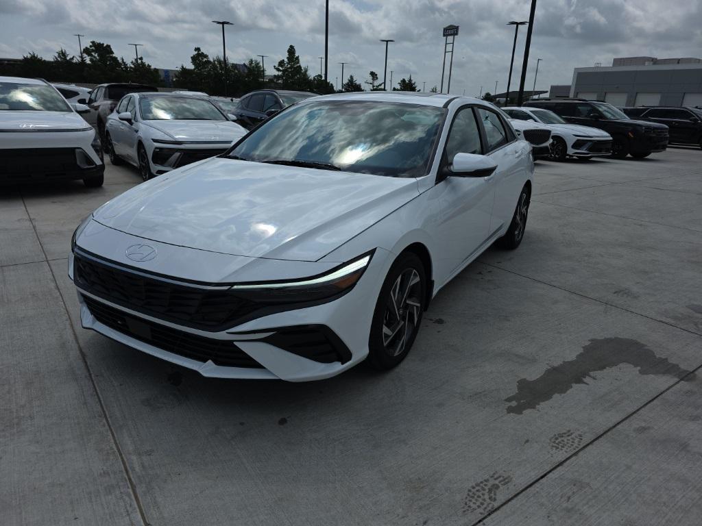 new 2025 Hyundai ELANTRA HEV car, priced at $26,898