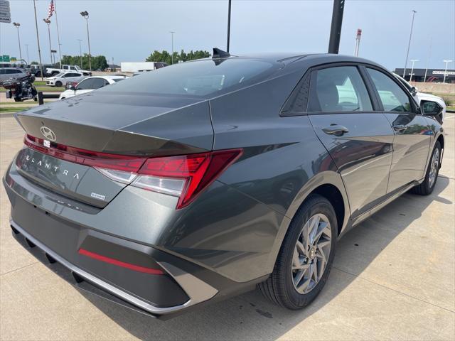 new 2025 Hyundai ELANTRA HEV car, priced at $20,941