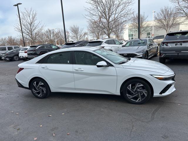 new 2025 Hyundai Elantra car, priced at $27,821