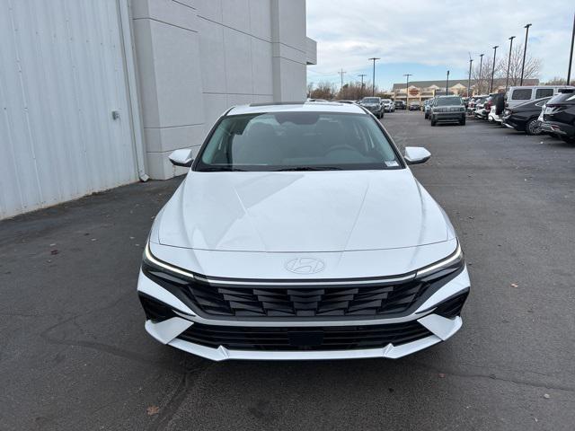 new 2025 Hyundai Elantra car, priced at $27,821