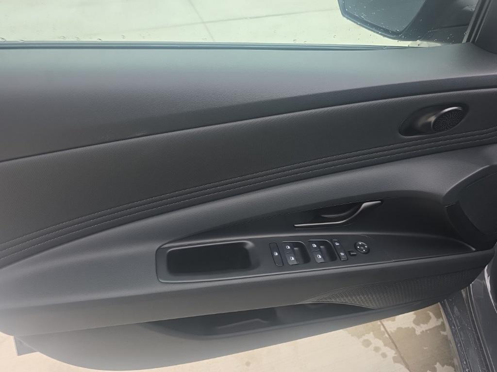 new 2025 Hyundai Elantra car, priced at $22,961