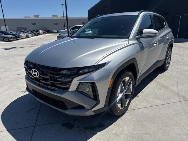 new 2025 Hyundai Tucson car, priced at $28,383