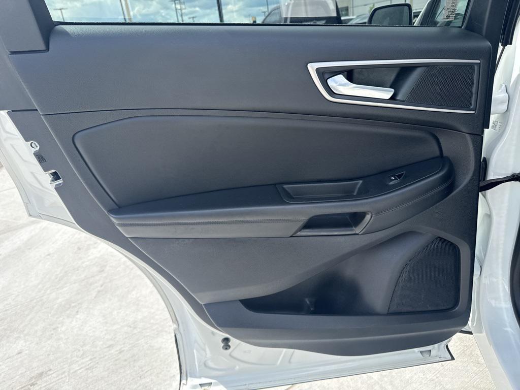 used 2022 Ford Edge car, priced at $19,998