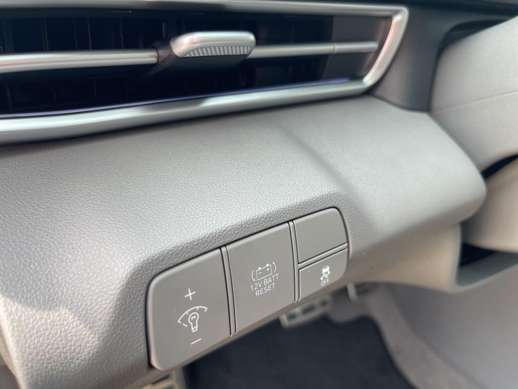 new 2025 Hyundai ELANTRA HEV car, priced at $23,876
