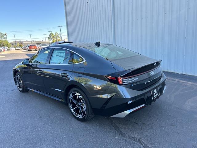 new 2025 Hyundai Sonata car, priced at $30,986