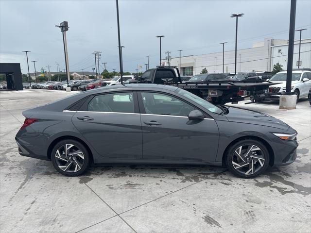 new 2025 Hyundai Elantra car, priced at $22,580