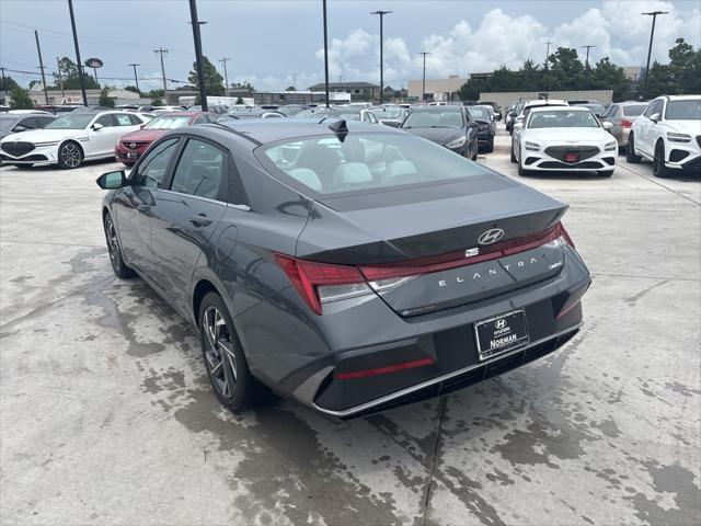 new 2025 Hyundai Elantra car, priced at $22,580