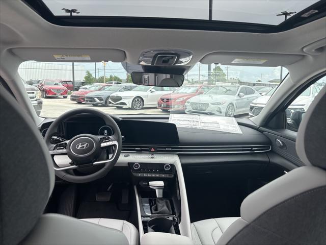 new 2025 Hyundai Elantra car, priced at $22,580