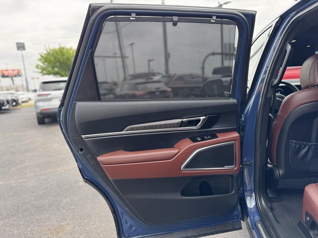 used 2023 Kia Telluride car, priced at $32,796