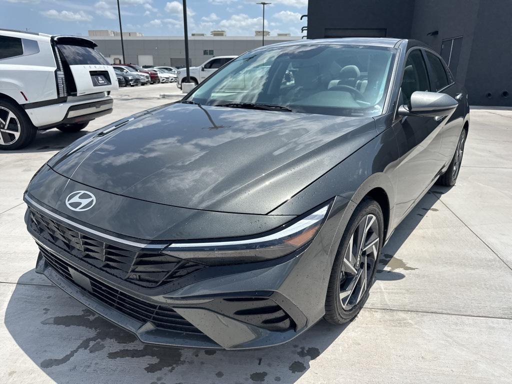 new 2025 Hyundai Elantra car, priced at $26,321