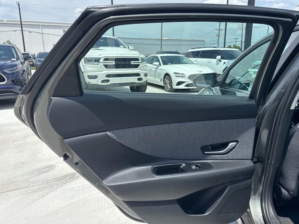 new 2025 Hyundai Elantra car, priced at $26,321