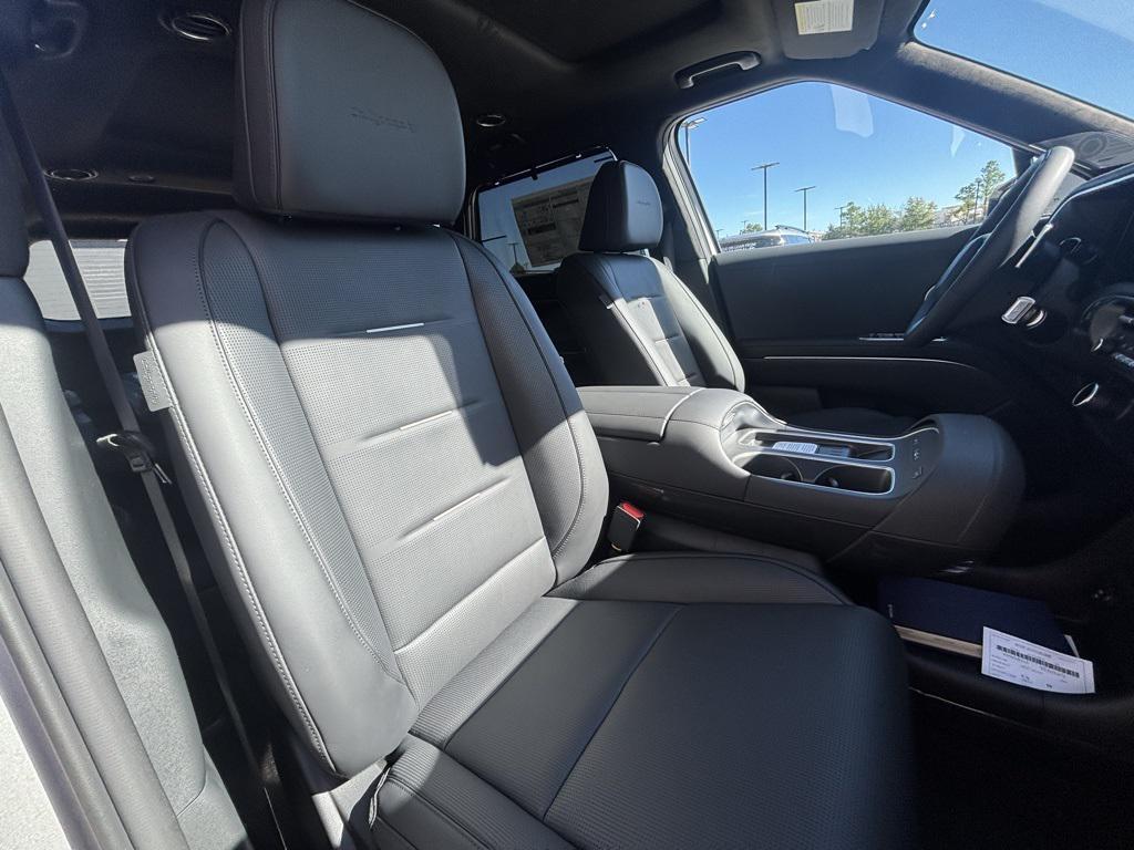 new 2026 Hyundai Palisade Hybrid car, priced at $60,035