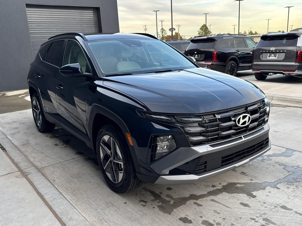 new 2026 Hyundai TUCSON Hybrid car, priced at $33,512