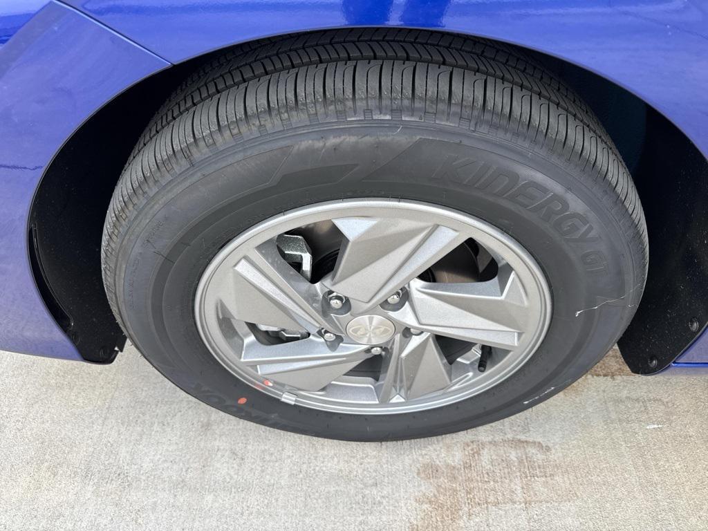 new 2025 Hyundai Elantra car, priced at $20,840