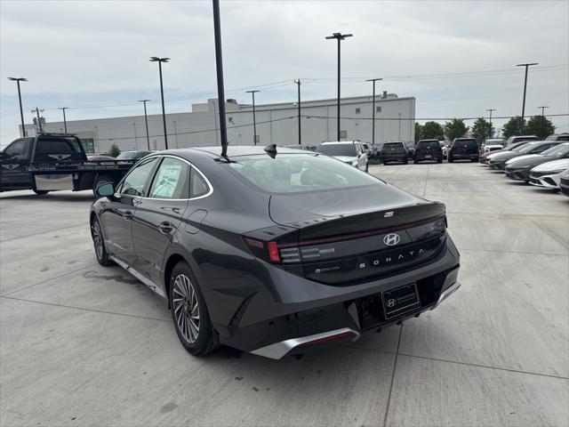new 2025 Hyundai Sonata Hybrid car, priced at $36,899