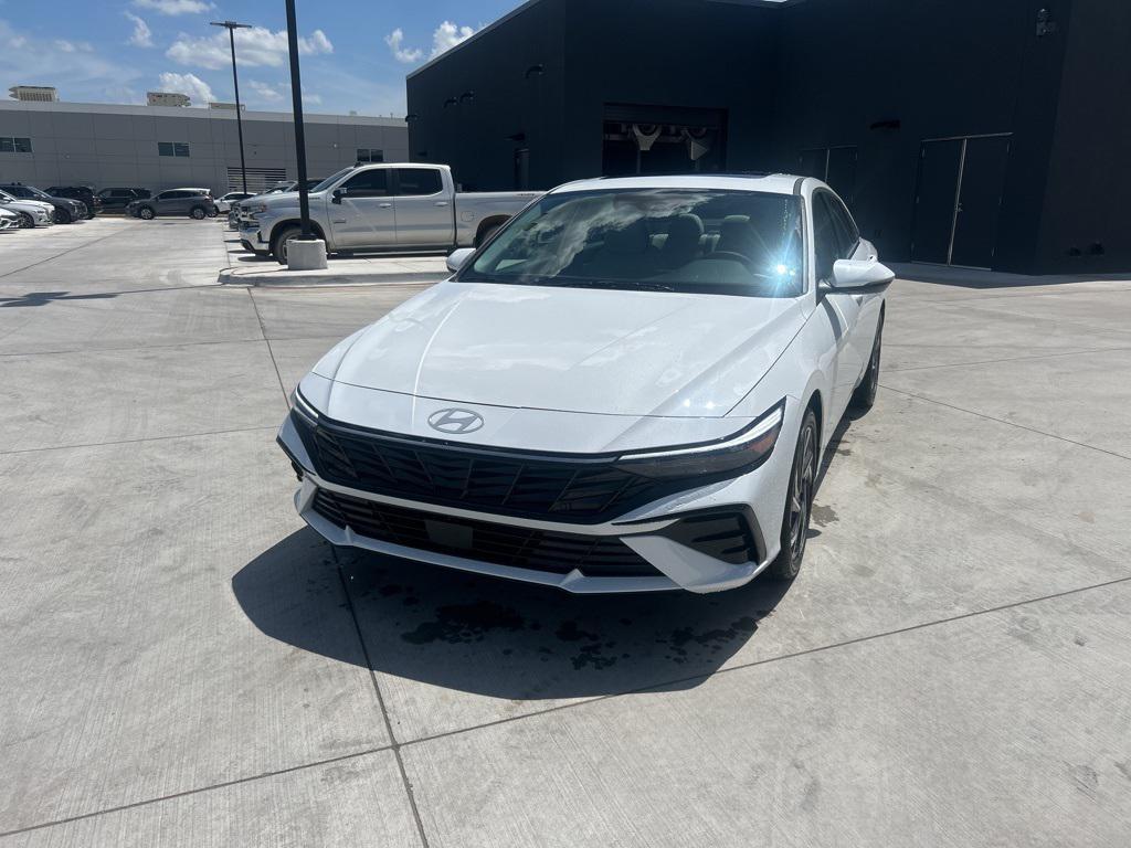 new 2025 Hyundai Elantra car, priced at $29,157