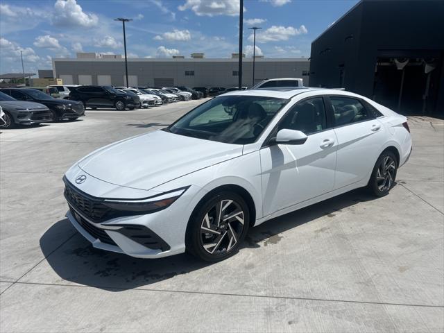 new 2025 Hyundai Elantra car, priced at $25,157