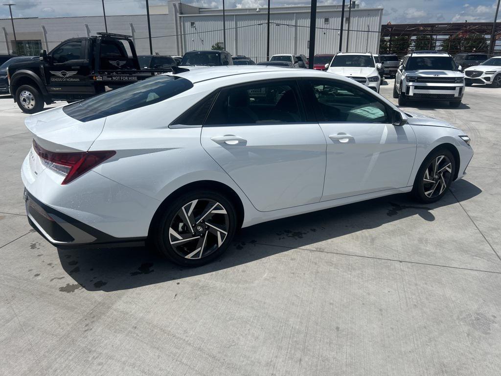 new 2025 Hyundai Elantra car, priced at $29,157