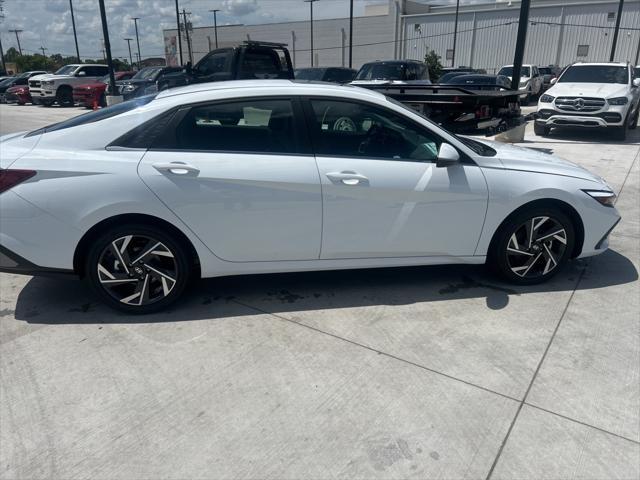 new 2025 Hyundai Elantra car, priced at $25,157