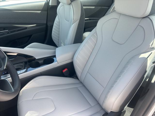 new 2025 Hyundai Elantra car, priced at $25,157