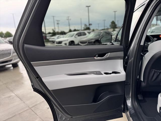 new 2025 Hyundai Palisade car, priced at $37,687