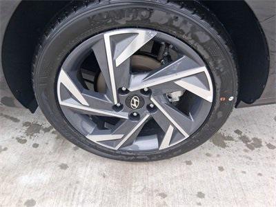 new 2025 Hyundai Elantra car, priced at $22,989