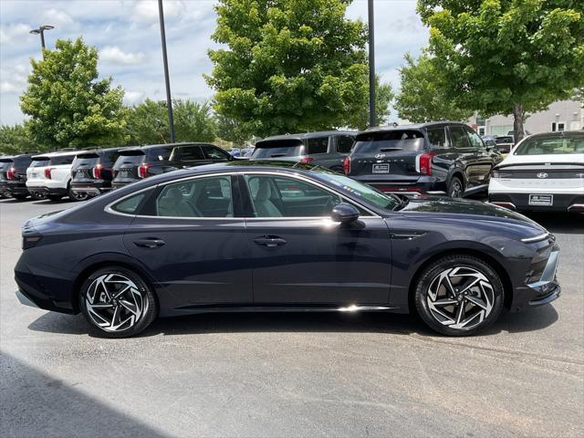 new 2024 Hyundai Sonata car, priced at $27,255