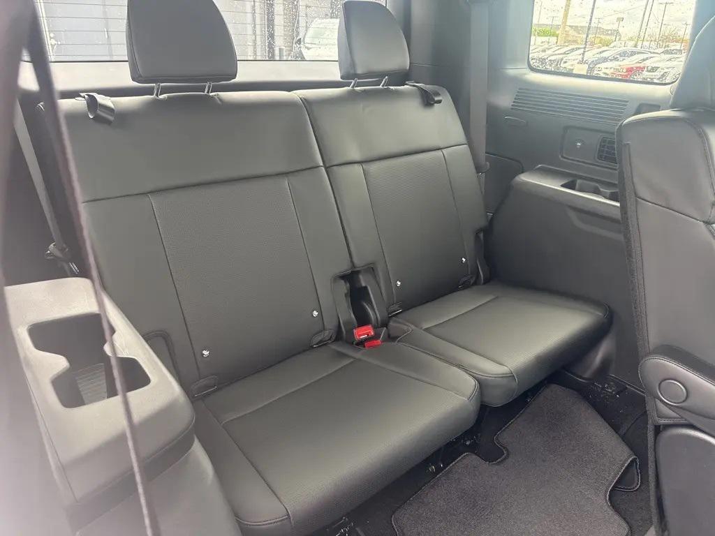 new 2025 Hyundai SANTA FE HEV car, priced at $46,507