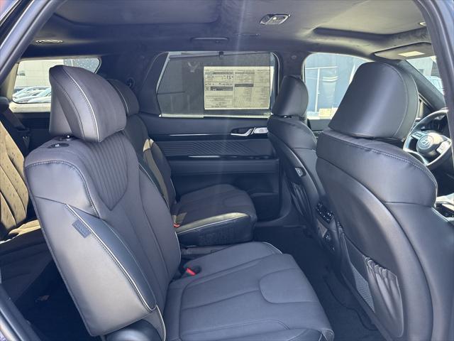 new 2025 Hyundai Palisade car, priced at $52,816