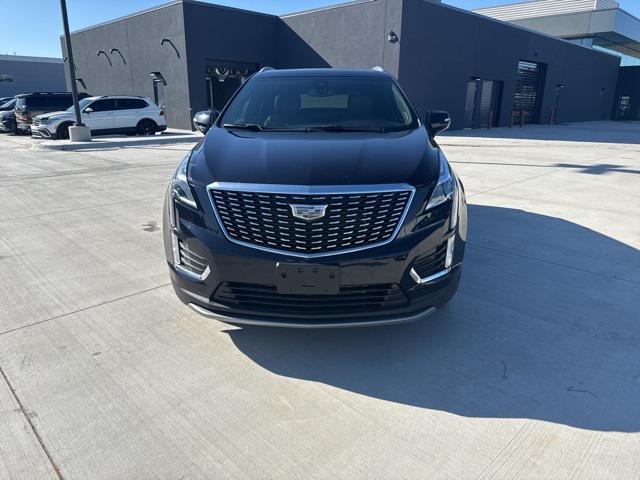 used 2022 Cadillac XT5 car, priced at $28,887