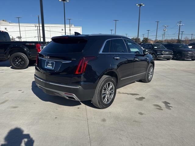 used 2022 Cadillac XT5 car, priced at $28,887