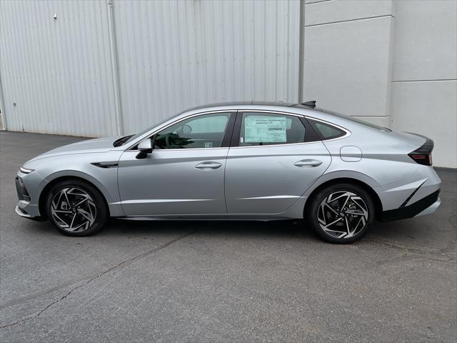 new 2024 Hyundai Sonata car, priced at $27,225