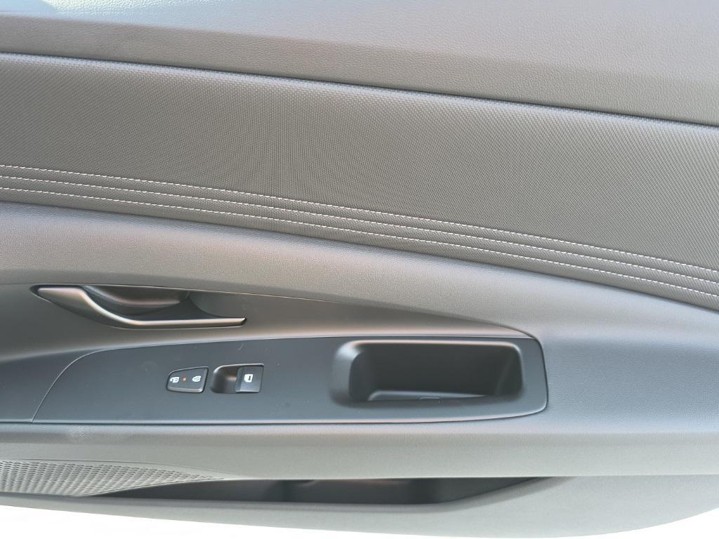 new 2025 Hyundai ELANTRA HEV car, priced at $23,849