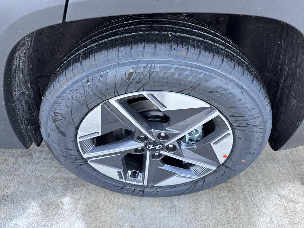 new 2026 Hyundai Tucson car, priced at $29,537