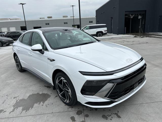 new 2025 Hyundai Sonata car, priced at $30,517