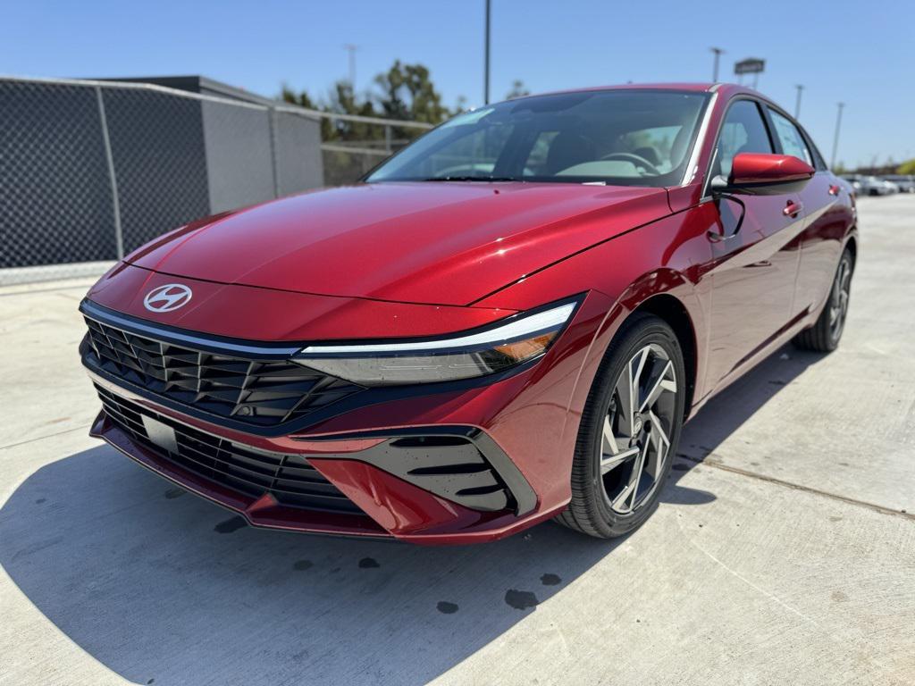 new 2025 Hyundai Elantra car, priced at $24,728